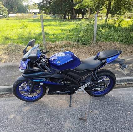 YAMAHA YZF R15 